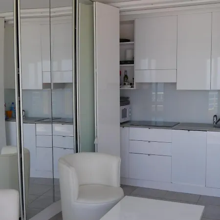 Studio De Standing Vue Mer Cap Neree * Le Trayas